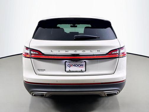 2021 Lincoln Nautilus Reserve