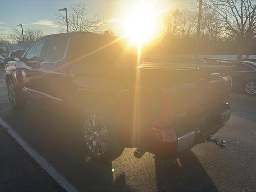 2024 Toyota Tundra Hybrid Capstone