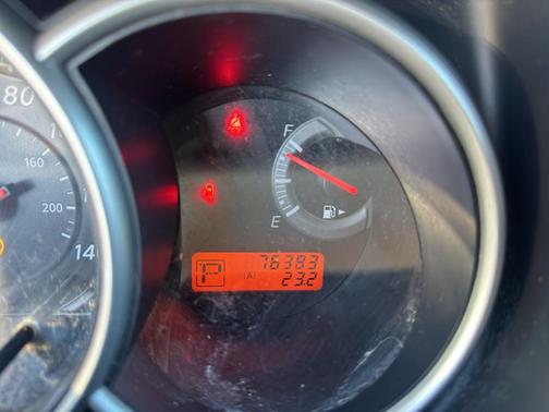 2011 Nissan Versa 1.8 S