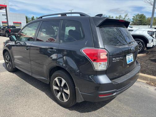 Dark Gray Metallic 2017 Subaru Forester 2.5i Premium