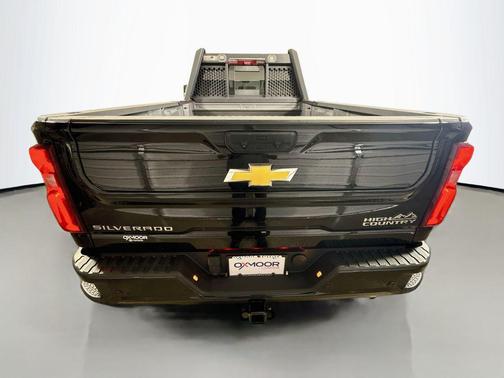 Black 2024 Chevrolet Silverado 3500 High Country