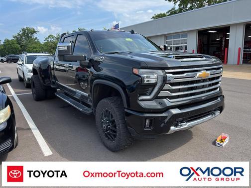 Black 2024 Chevrolet Silverado 3500 High Country