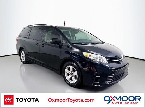 2020 Toyota Sienna LE