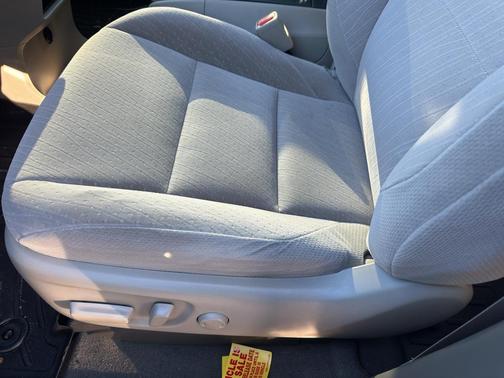 2020 Toyota Sienna LE