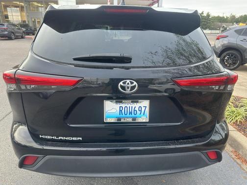 2021 Toyota Highlander L
