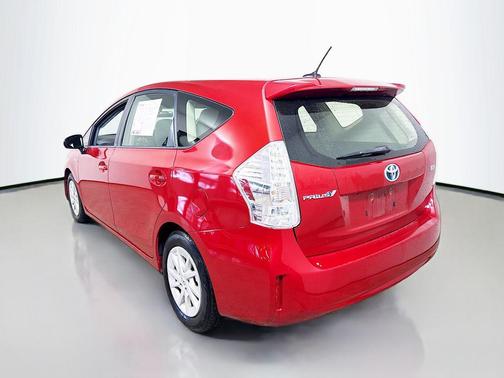 2014 Toyota Prius v Three