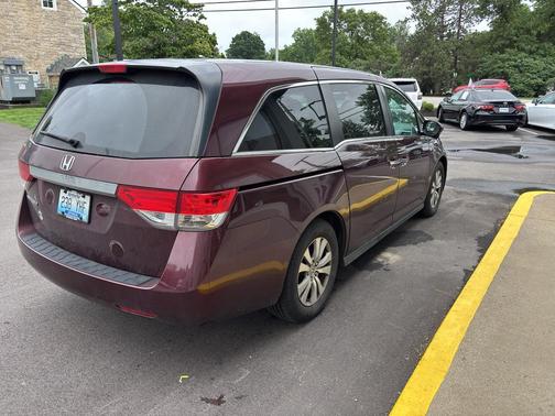 Maroon 2015 Honda Odyssey EX