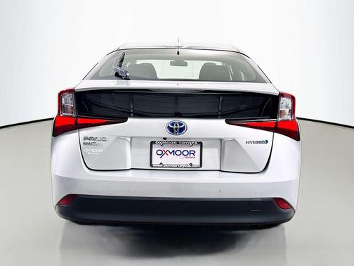 2021 Toyota Prius LE