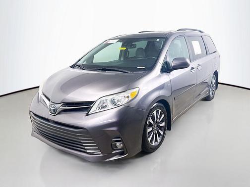 2018 Toyota Sienna XLE Premium
