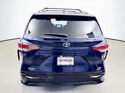 2024 Toyota Sienna XSE 7 Passenger