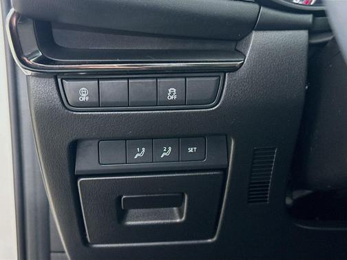 2023 Mazda Mazda3 FWD w/Preferred Package