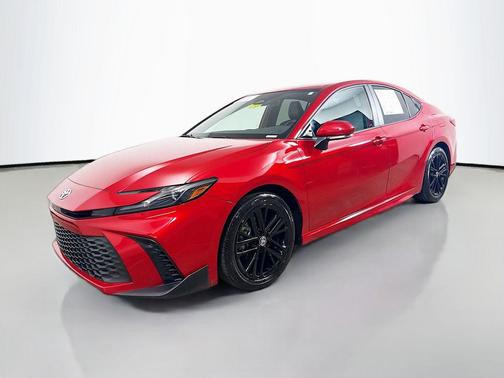 Supersonic Red 2025 Toyota Camry SE