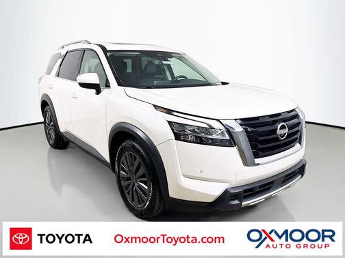 2023 Nissan Pathfinder SL 4WD