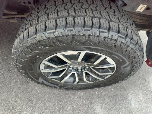 2020 Toyota Tacoma TRD Sport