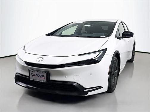 2024 Toyota Prius LE