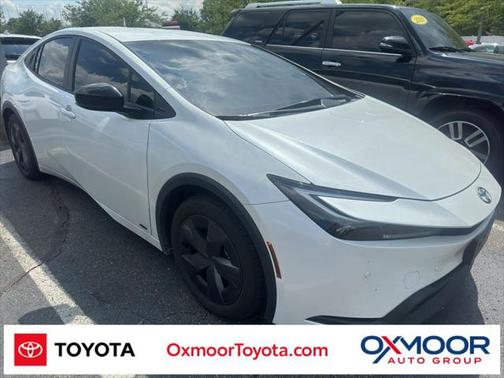 2024 Toyota Prius LE