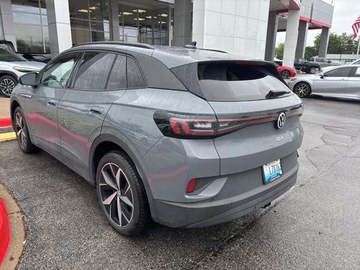 Pure Gray 2024 Volkswagen ID.4 AWD Pro S