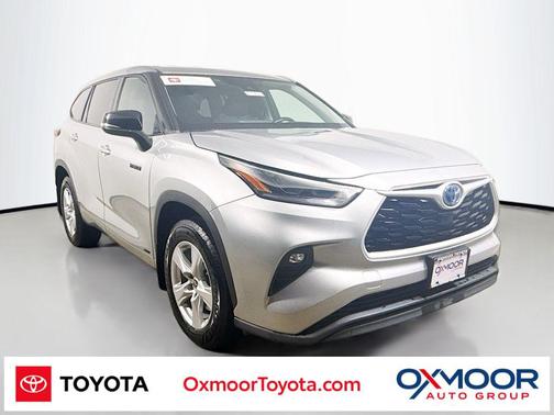 Celestial Silver Metallic 2021 Toyota Highlander Hybrid LE