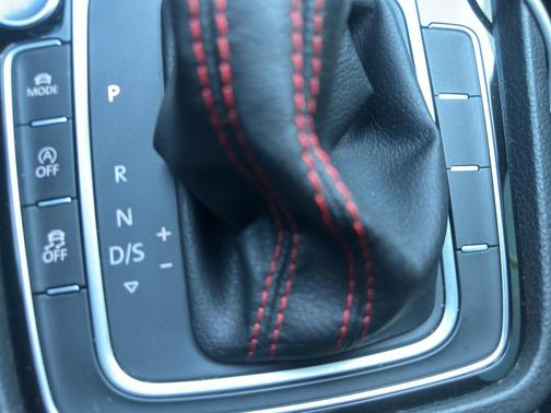 2019 Volkswagen Golf GTI 2.0T S 4-Door