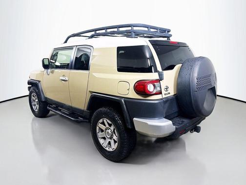 TAN 2014 Toyota FJ Cruiser Base