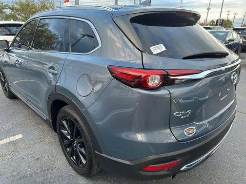 2023 Mazda CX-9 Carbon Edition