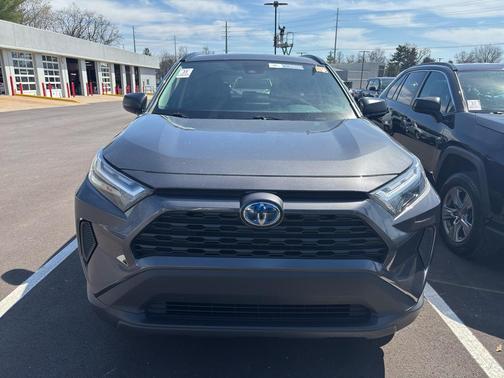 2024 Toyota RAV4 Hybrid LE