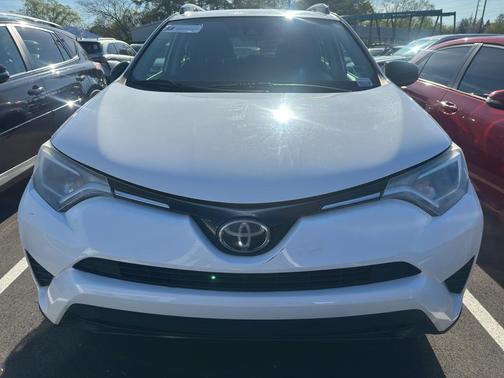 Super White 2017 Toyota RAV4 LE