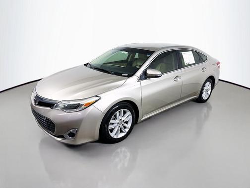 2013 Toyota Avalon XLE