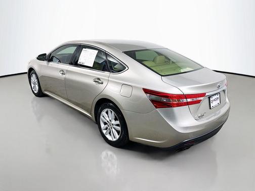 2013 Toyota Avalon XLE