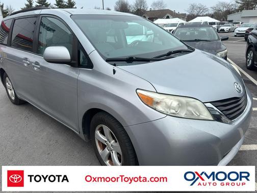 2013 Toyota Sienna LE