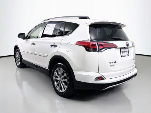 2018 Toyota RAV4 Hybrid SE