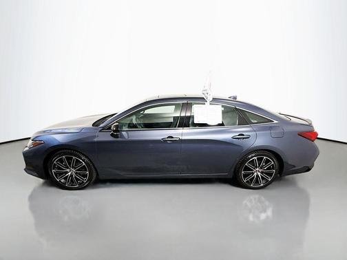 2019 Toyota Avalon Touring