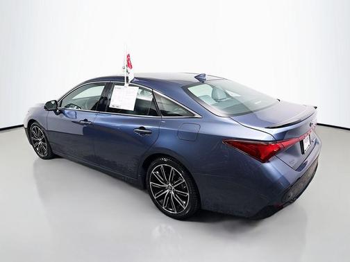 2019 Toyota Avalon Touring