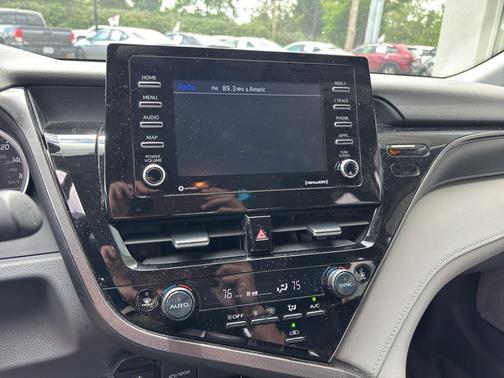Ice Cap 2023 Toyota Camry LE