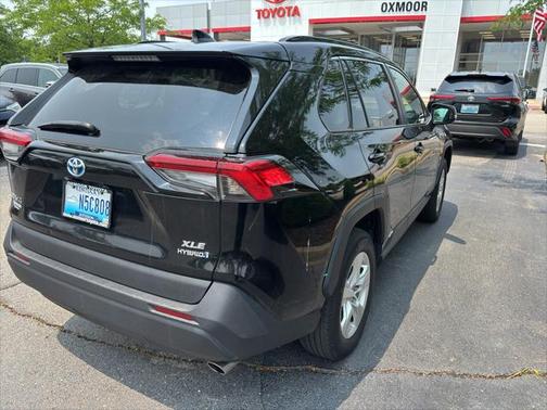 2021 Toyota RAV4 Hybrid XLE
