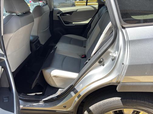 Silver Sky Metallic 2020 Toyota RAV4 XLE Premium