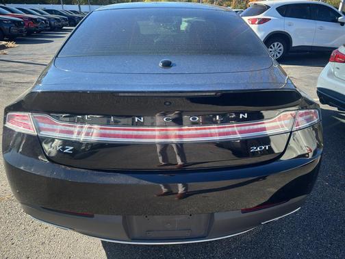 2020 Lincoln MKZ Standard