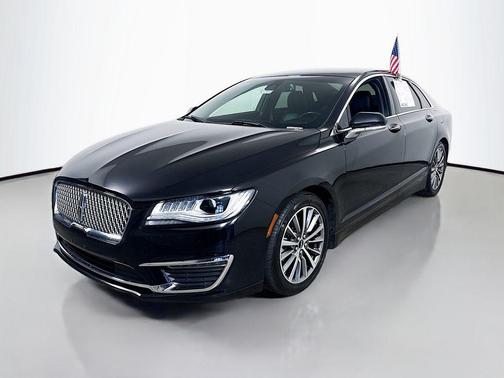2020 Lincoln MKZ Standard