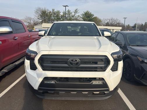 2025 Toyota Tacoma SR5