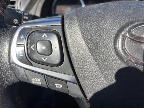 2016 Toyota Camry XSE