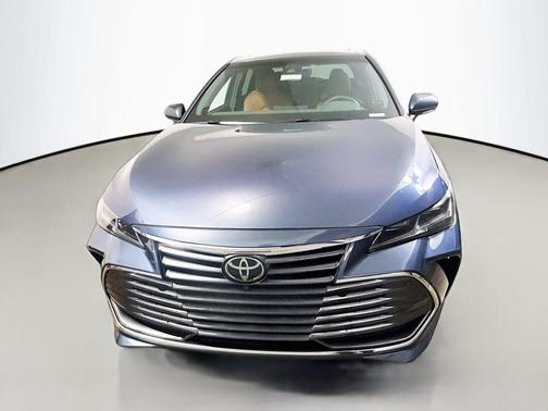 Harbor Gray Metallic 2019 Toyota Avalon Limited