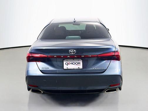 Harbor Gray Metallic 2019 Toyota Avalon Limited