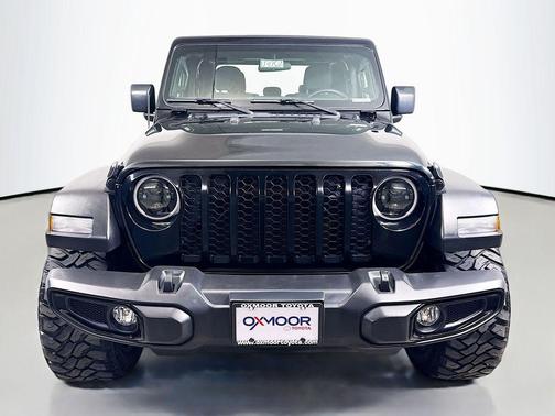 2021 Jeep Gladiator Sport