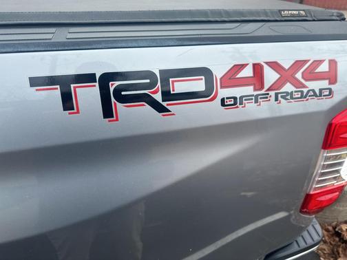 2018 Toyota Tundra SR5