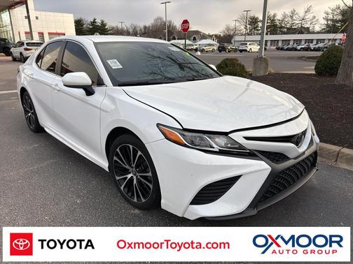 2020 Toyota Camry SE