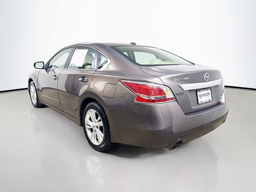 Java Metallic 2014 Nissan Altima 2.5 SV