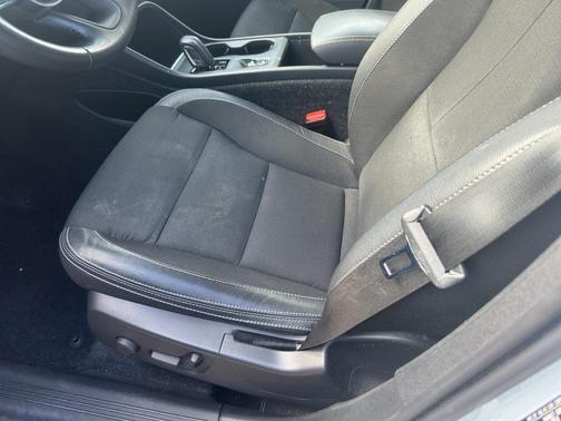 2020 Volvo XC40 T5 Momentum