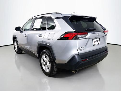 Silver Sky Metallic 2021 Toyota RAV4 XLE