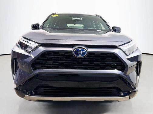 2024 Toyota RAV4 Hybrid SE
