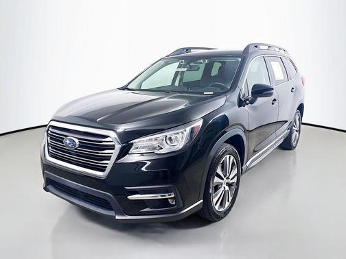 Crystal Black Silica 2022 Subaru Ascent Limited 7-Passenger